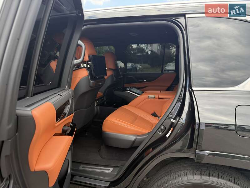 Внедорожник / Кроссовер Lexus LX 2023 в Днепре