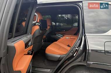 Внедорожник / Кроссовер Lexus LX 2023 в 
