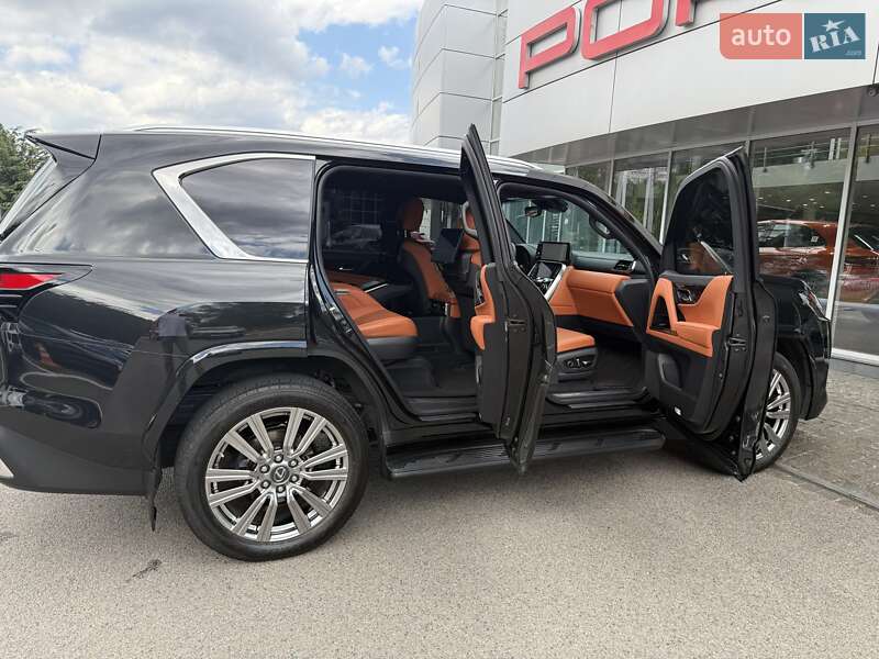 Внедорожник / Кроссовер Lexus LX 2023 в Днепре