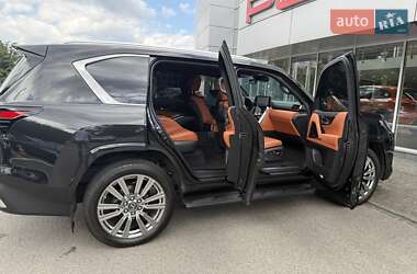 Внедорожник / Кроссовер Lexus LX 2023 в 