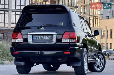 Внедорожник / Кроссовер Lexus LX 2003 в 