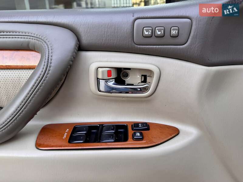 Внедорожник / Кроссовер Lexus LX 2003 в Одессе фото 38 Внедорожник / Кроссовер Lexus LX 2003 в Одессе