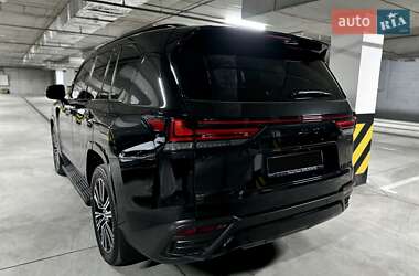 Позашляховик / Кросовер Lexus LX 2022 в 