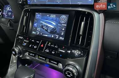 Позашляховик / Кросовер Lexus LX 2022 в 