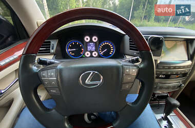 Позашляховик / Кросовер Lexus LX 2008 в 