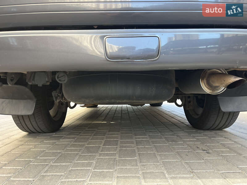 Внедорожник / Кроссовер Lexus LX 2005 в Одессе