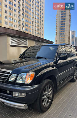 Внедорожник / Кроссовер Lexus LX 2005 в 