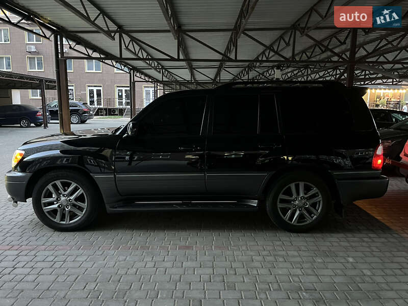 Внедорожник / Кроссовер Lexus LX 2005 в Одессе