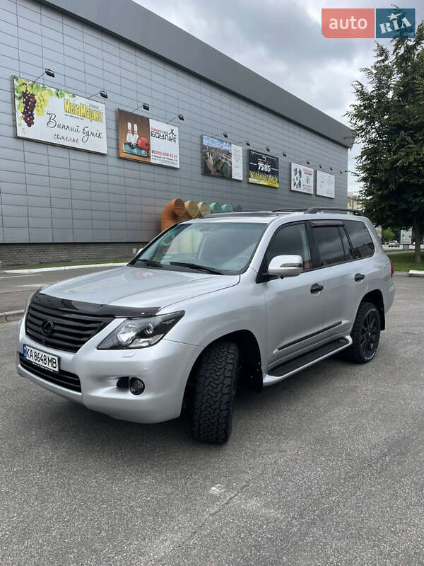 Позашляховик / Кросовер Lexus LX 2008 в Броварах