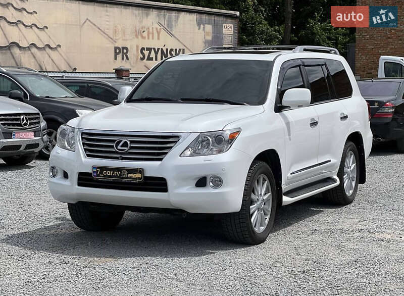 Позашляховик / Кросовер Lexus LX 2008 в Рівному