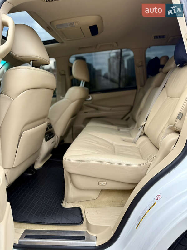 Внедорожник / Кроссовер Lexus LX 2011 в Киеве