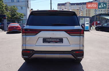Внедорожник / Кроссовер Lexus LX 2022 в 