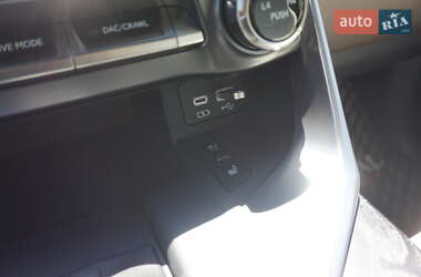 Внедорожник / Кроссовер Lexus LX 2022 в 