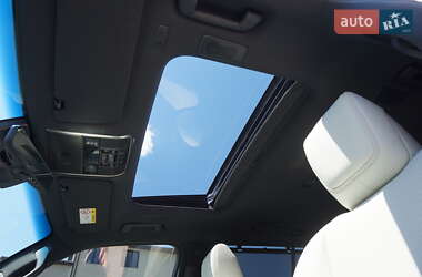 Внедорожник / Кроссовер Lexus LX 2022 в 