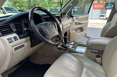 Позашляховик / Кросовер Lexus LX 2011 в 
