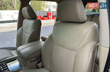 Позашляховик / Кросовер Lexus LX 2011 в 