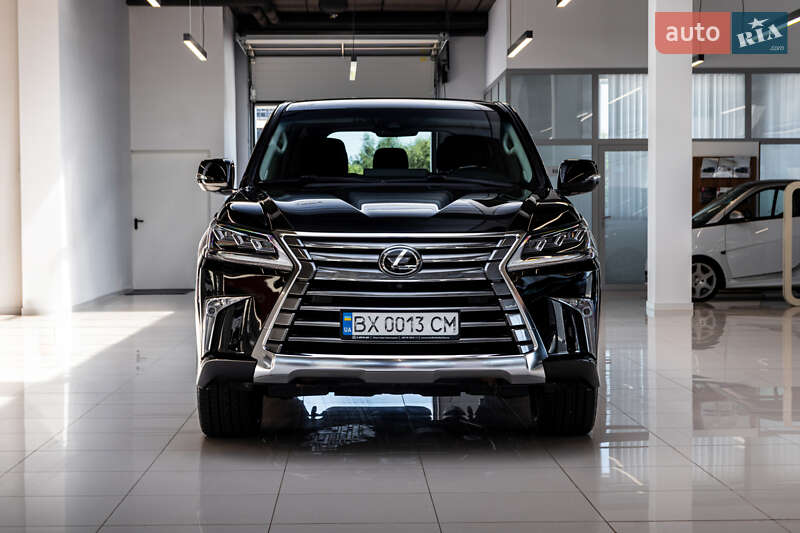 Позашляховик / Кросовер Lexus LX 2017 в Хмельницькому