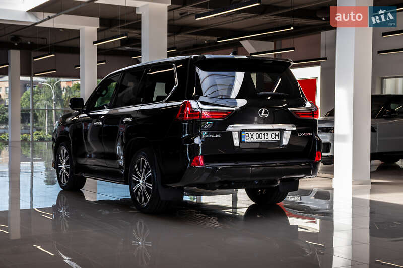 Позашляховик / Кросовер Lexus LX 2017 в Хмельницькому