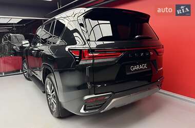 Позашляховик / Кросовер Lexus LX 2025 в 