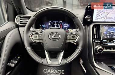 Позашляховик / Кросовер Lexus LX 2025 в 