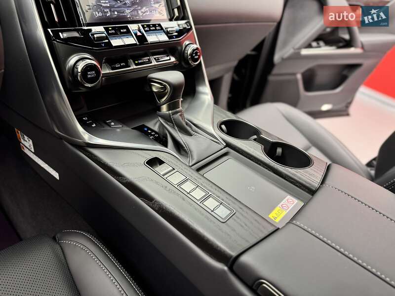 Внедорожник / Кроссовер Lexus LX 2025 в Киеве