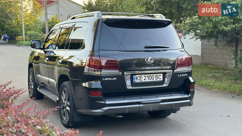 Позашляховик / Кросовер Lexus LX 2013 в Дніпрі