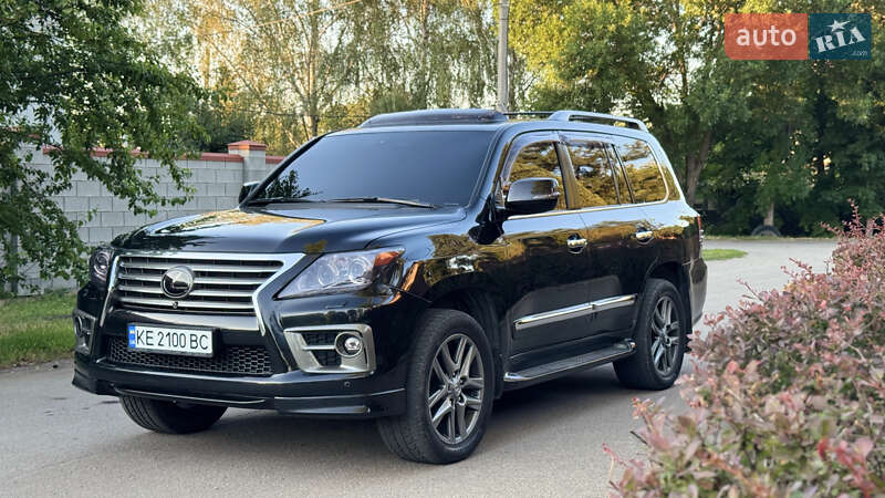 Позашляховик / Кросовер Lexus LX 2013 в Дніпрі