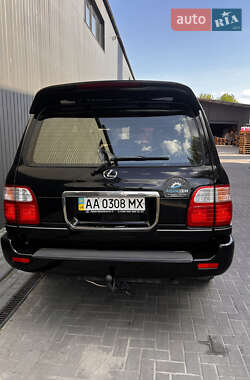 Внедорожник / Кроссовер Lexus LX 2001 в 