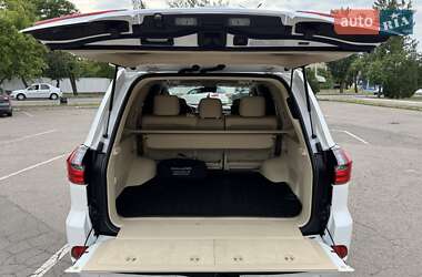 Позашляховик / Кросовер Lexus LX 2017 в 