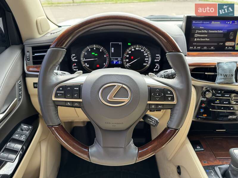 Внедорожник / Кроссовер Lexus LX 2017 в Кривом Роге