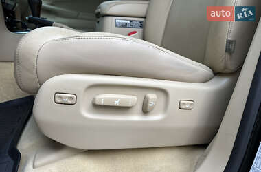 Внедорожник / Кроссовер Lexus LX 2011 в 