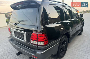 Внедорожник / Кроссовер Lexus LX 2006 в 