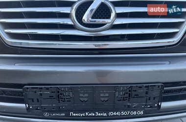 Внедорожник / Кроссовер Lexus LX 2006 в 