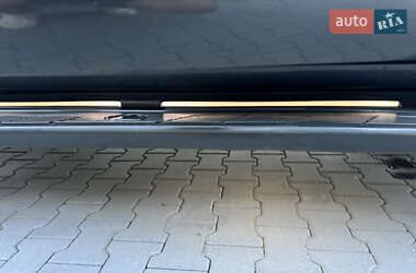 Внедорожник / Кроссовер Lexus LX 2006 в 