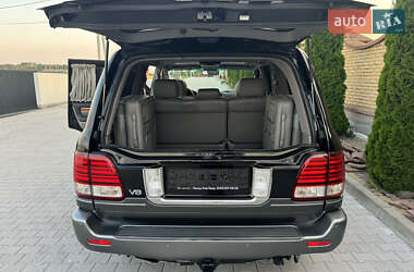Внедорожник / Кроссовер Lexus LX 2006 в 