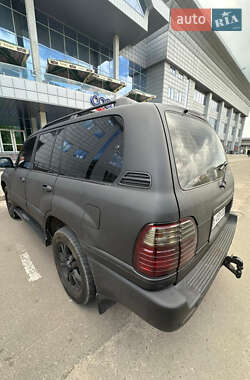 Позашляховик / Кросовер Lexus LX 2000 в 