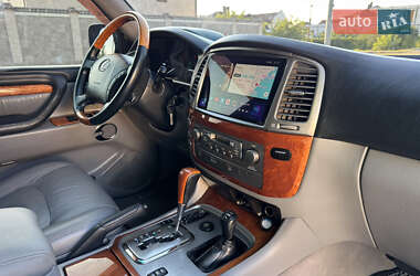 Внедорожник / Кроссовер Lexus LX 2005 в 