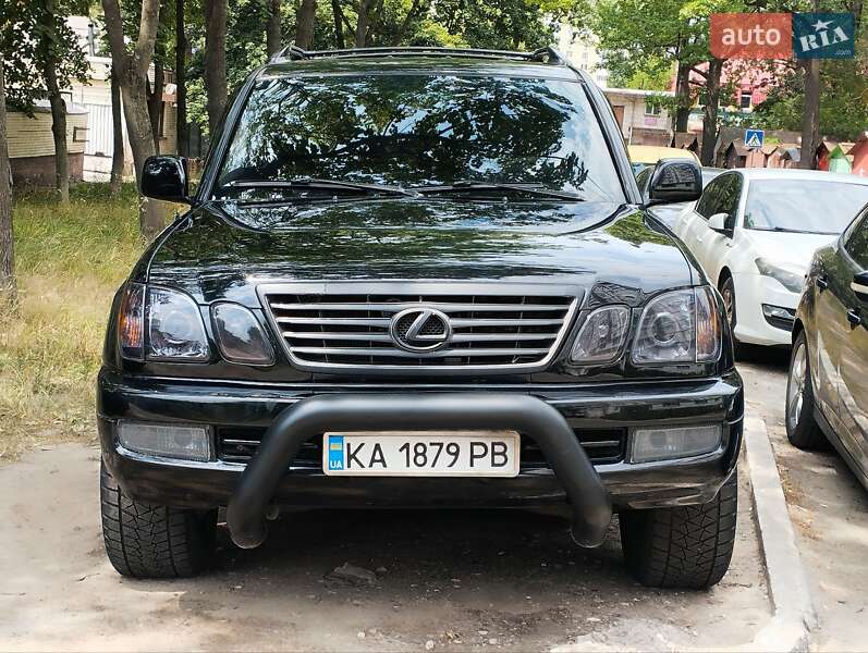 Позашляховик / Кросовер Lexus LX 2000 в Києві