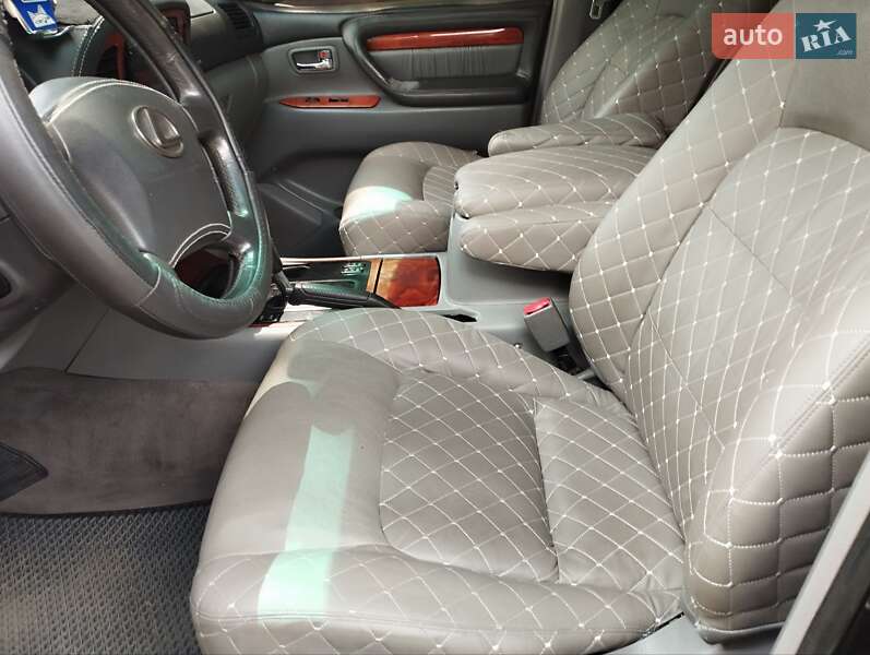 Позашляховик / Кросовер Lexus LX 2000 в Києві