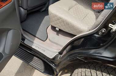 Внедорожник / Кроссовер Lexus LX 2000 в 