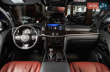 Позашляховик / Кросовер Lexus LX 2020 в 