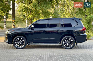Внедорожник / Кроссовер Lexus LX 2017 в 