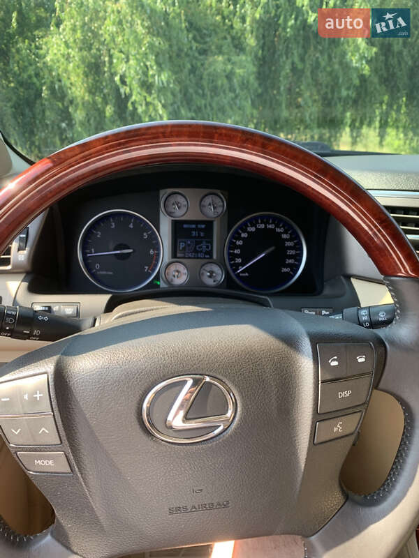 Позашляховик / Кросовер Lexus LX 2008 в Харкові