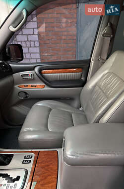 Позашляховик / Кросовер Lexus LX 2006 в 