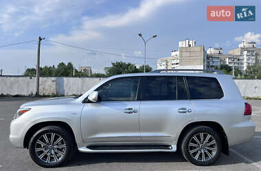 Позашляховик / Кросовер Lexus LX 2010 в 
