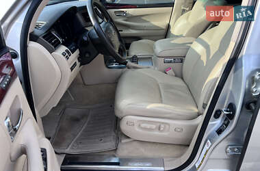 Позашляховик / Кросовер Lexus LX 2010 в 