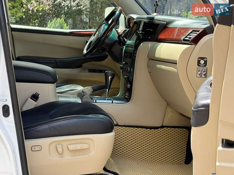 Позашляховик / Кросовер Lexus LX 2011 в Дрогобичі фото 131 Позашляховик / Кросовер Lexus LX 2011 в Дрогобичі