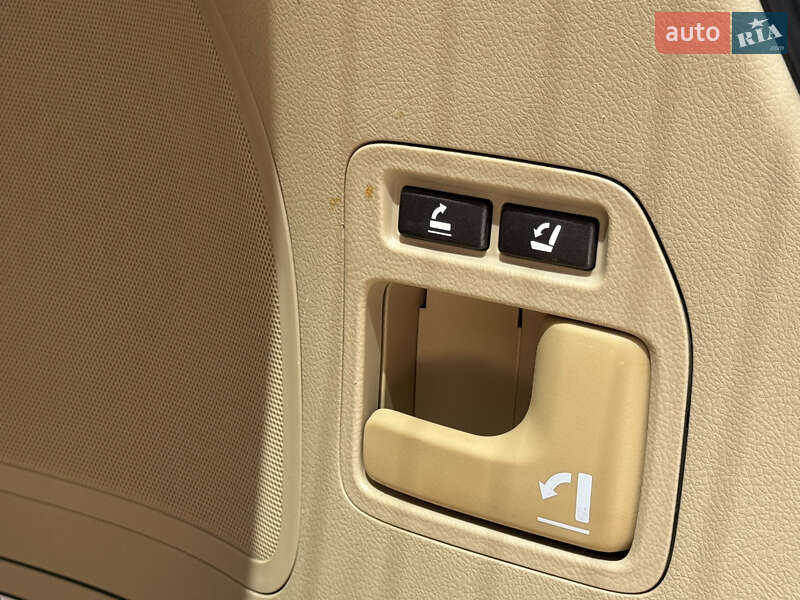 Позашляховик / Кросовер Lexus LX 2011 в Дрогобичі фото 188 Позашляховик / Кросовер Lexus LX 2011 в Дрогобичі