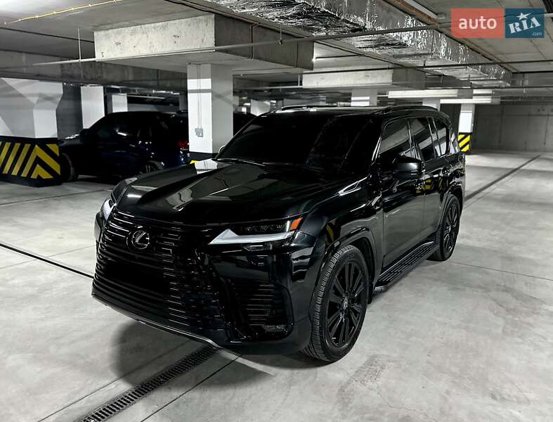 Позашляховик / Кросовер Lexus LX 2023 в 