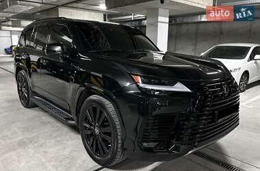 Позашляховик / Кросовер Lexus LX 2023 в 